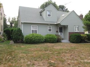 66 Delway Rd, Cranston, RI 02910