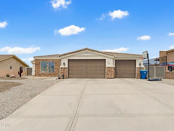 3rd image of 3181 Thistle Dr