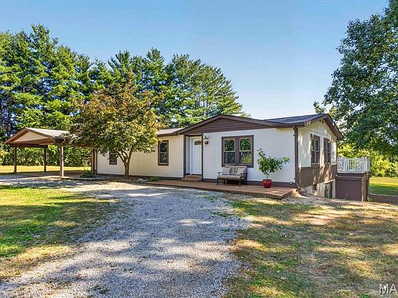 3rd image of 1358 Mule Rd