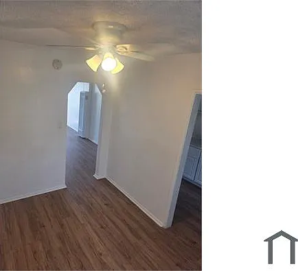 2318 1/2 S Ridgeley Dr — Photo 10
