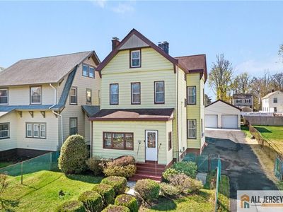 689 Springdale Ave, East Orange, NJ, 07017