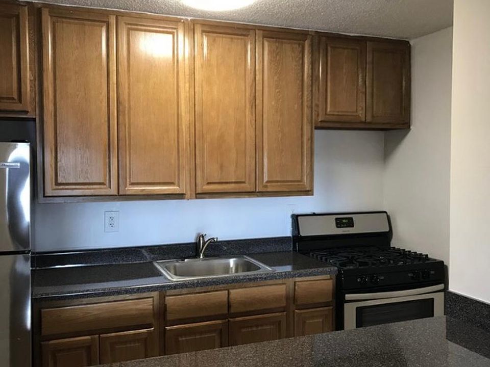1st image of 101 Riverdale Ave #10G