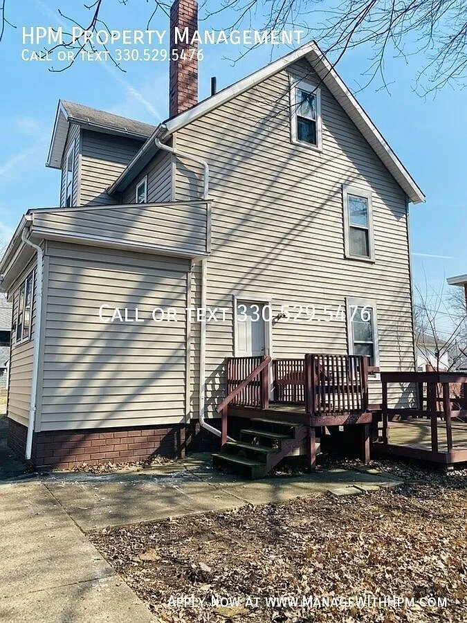 Building Photo - 1421 Piper Ct NW