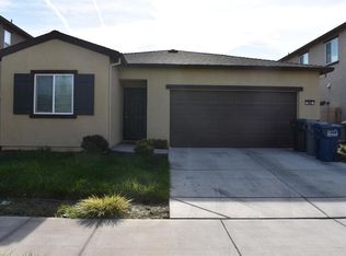 686 Phelps Dr, Merced, CA 95348