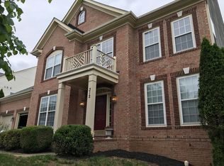 312 Shiloh Pl SE, Leesburg, VA 20175