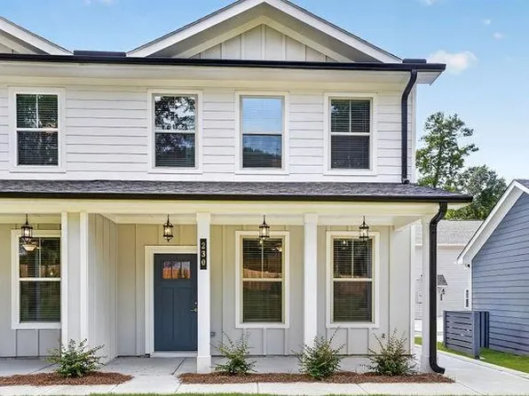 230 Maddux St, Fayetteville, GA 30214