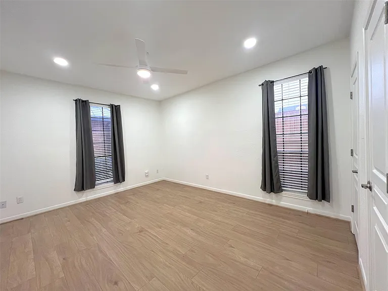 2425 Underwood St #154 — Photo 7