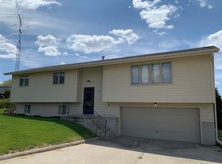1709 Avenue I Cir, Wisner, NE 68791
