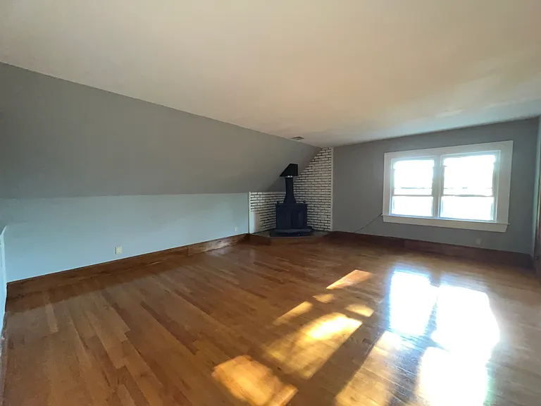 551 Townsend Ave #3 — Photo 10