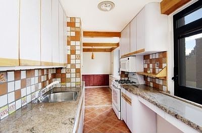 2nd image of 5 W 65th St #16F