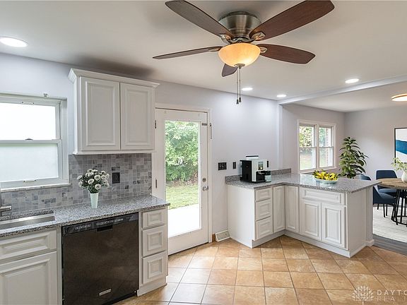4th image of 3485 Westport Ct