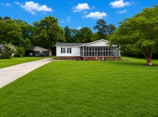 1301 Mill Creek Dr, Manning, SC 29102