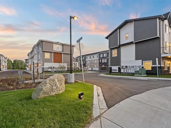 141 E Prince Ct #452, Rural Rocky View County, AB T3N 2R4