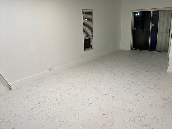 5th image of 3115 N Palm Aire Dr #3115