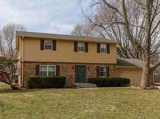 566 Poplar Dr, Greenwood, IN 46142