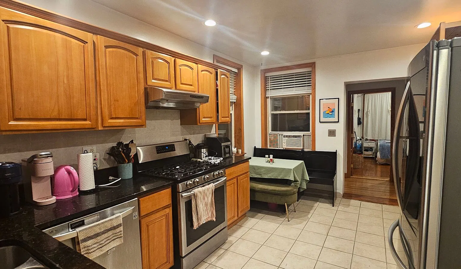 Popular Sorority Choice! See YT Tour! Multi Year Stay Preferred near BU! XLRooms. 2 Year Lease Mi... — Photo 2