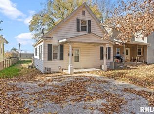 913 Patton Ave, Springfield, IL 62702