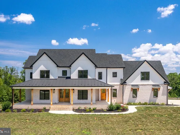 342 White Tail Rd, Concord, VA 24538