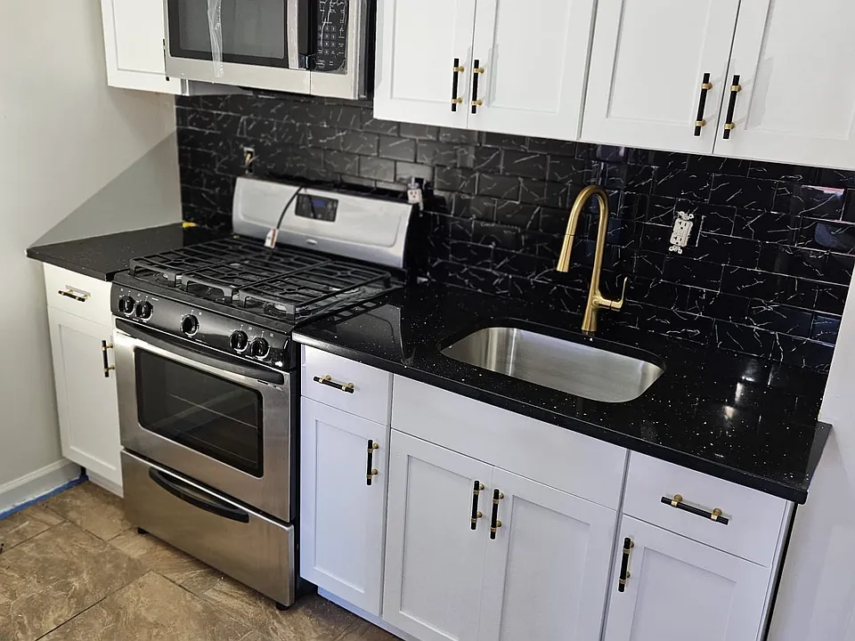 120 South St #1