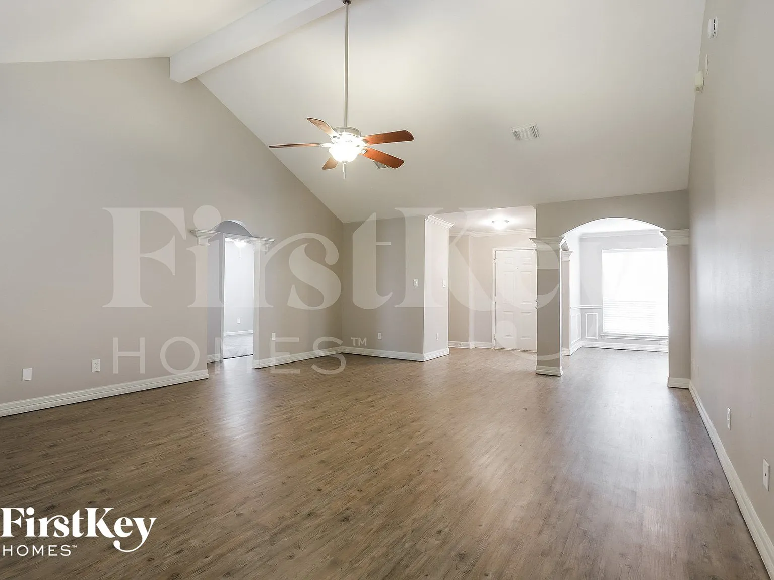 3 bed, 2.0 bath, 1491 sqft, $1,955 — Photo 4