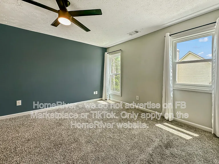 11876 Plantation Pkwy — Photo 13
