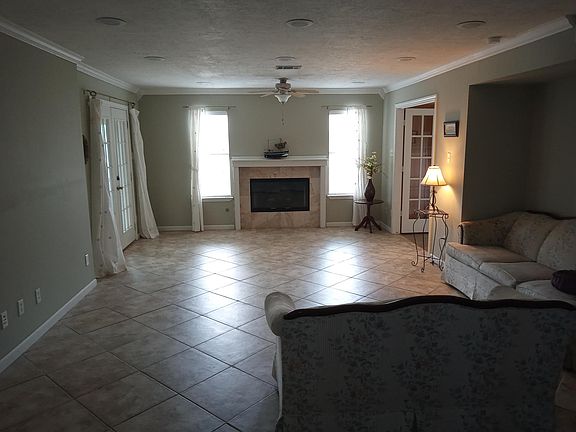 5th image of 5102 Pleasure Lake Dr