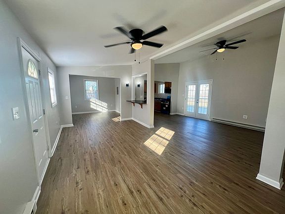 2nd image of 114 Park Ave