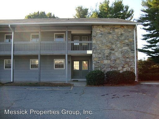 2nd image of 3098 Bonhurst Dr
