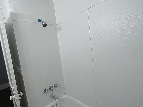 3rd image of 12453 Mendota St APT 1S