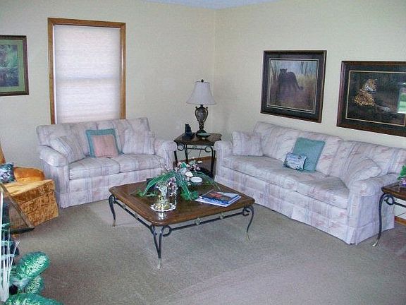 3rd image of 4220 Pendley Ct