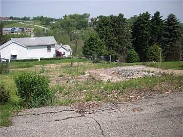 1st image of 10435 Lilac St