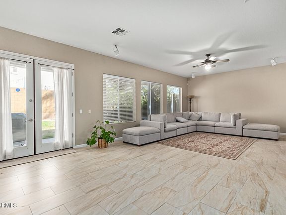 3rd image of 3047 S SUNNYVALE Avenue