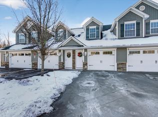 150 Paddock Cir, Schenectady, NY 12306