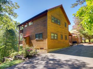 3572 Pebbles Mountain Way, Sevierville, TN 37862