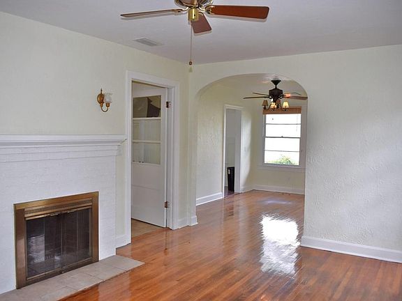 5th image of 4726 Yerkes St