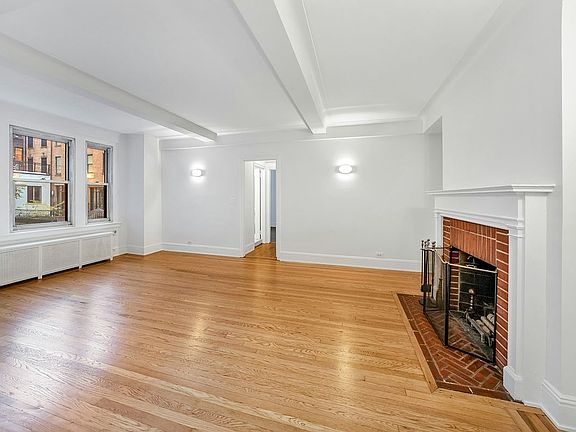 4th image of 315 E 68th St #2P