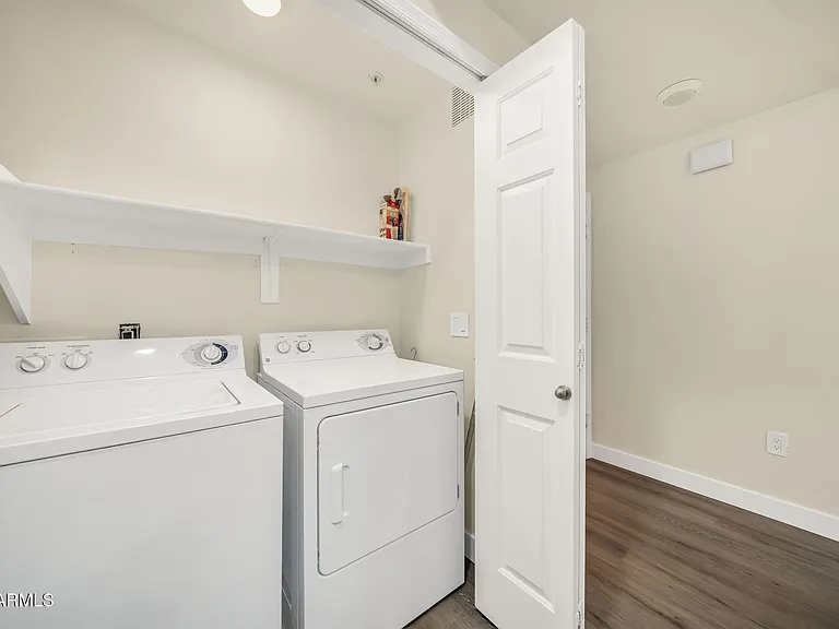 9820 N Central Ave #120 — Photo 22