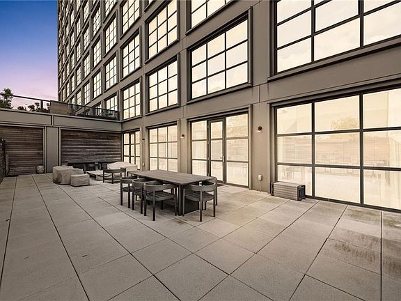 5th image of 1001 Julia St Unit 3C