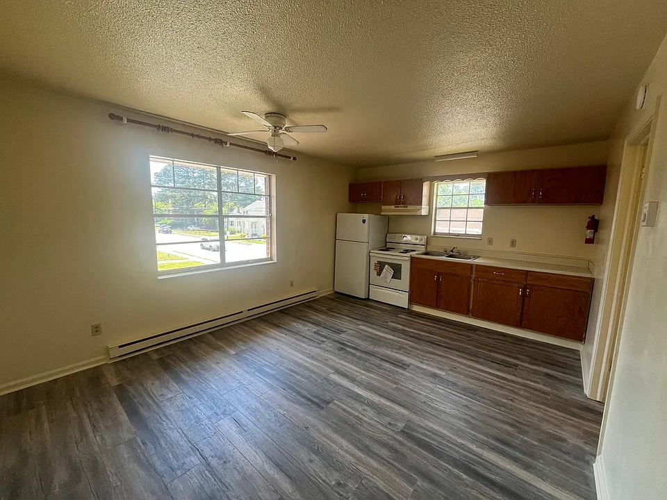 9324 1st View St #18