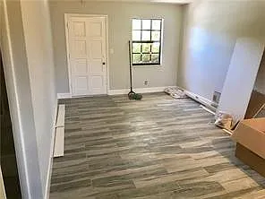 905 NE 28th St — Photo 6