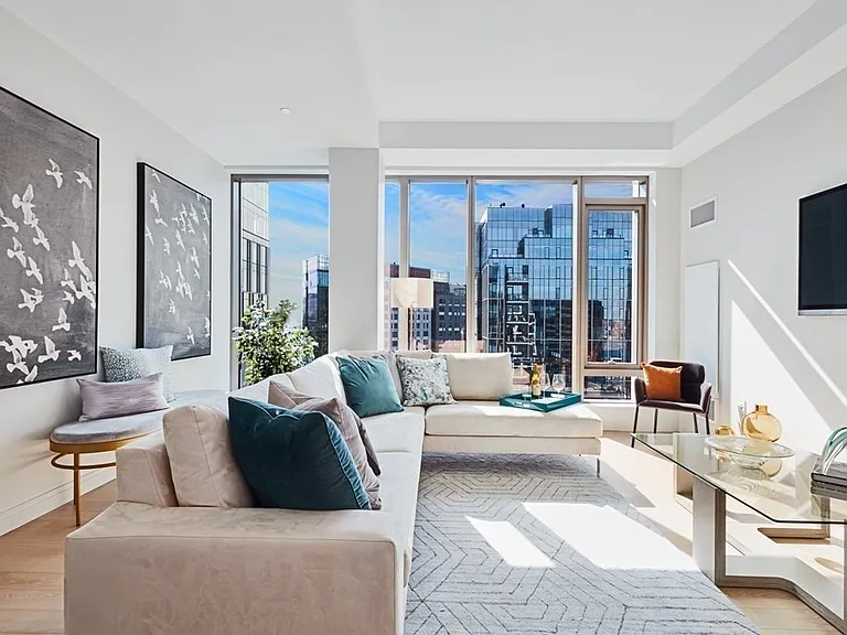 133 Seaport Blvd #1109 — Photo 1