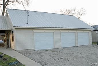 4th image of 18925 Highway 8 St