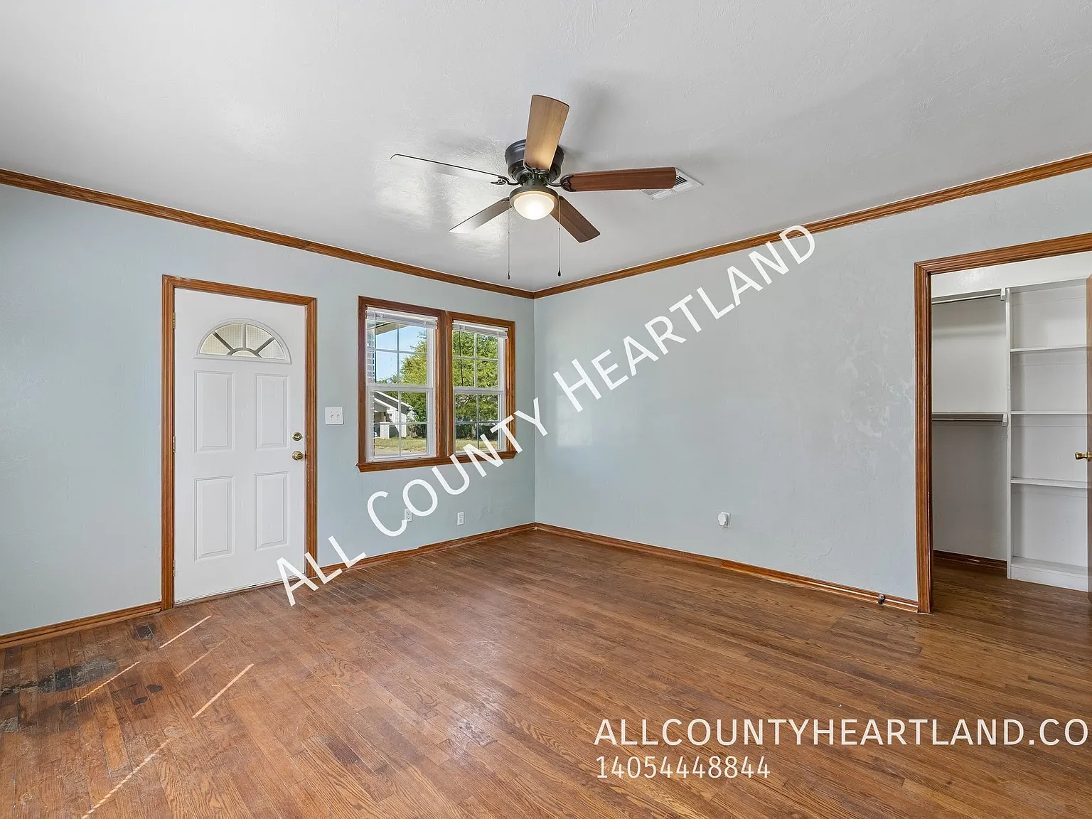 Charming Duplex Close to Campus and the Paseo District! — Photo 2