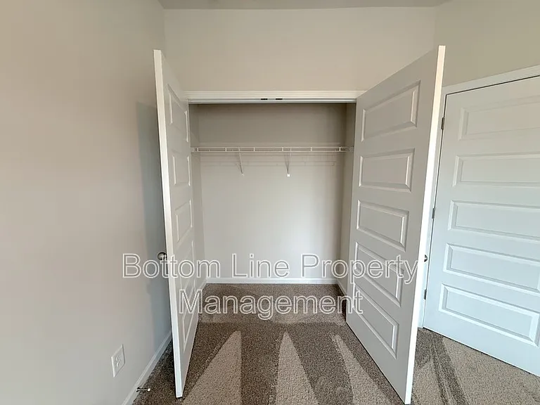 2735 Winn Mill Dr — Photo 13