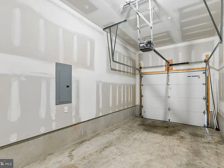 2160 Northbank Pl #166 — Photo 11