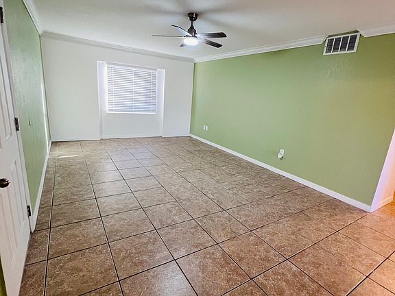 4th image of 12640 Kenwood Ln APT C