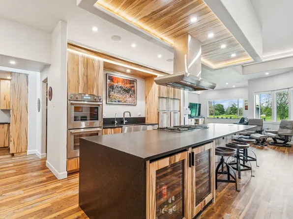 14 Buffalo Hill Cir, Kalispell, MT 59901