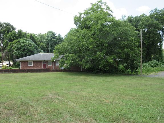 lot adjacent included in purchase