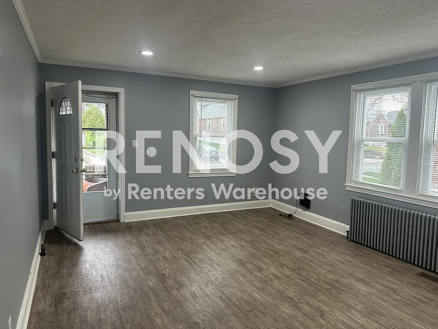 Grand 2BR 2BA Parkville Apt — Photo 4