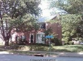 6020 Queenston St, Springfield, VA 22152